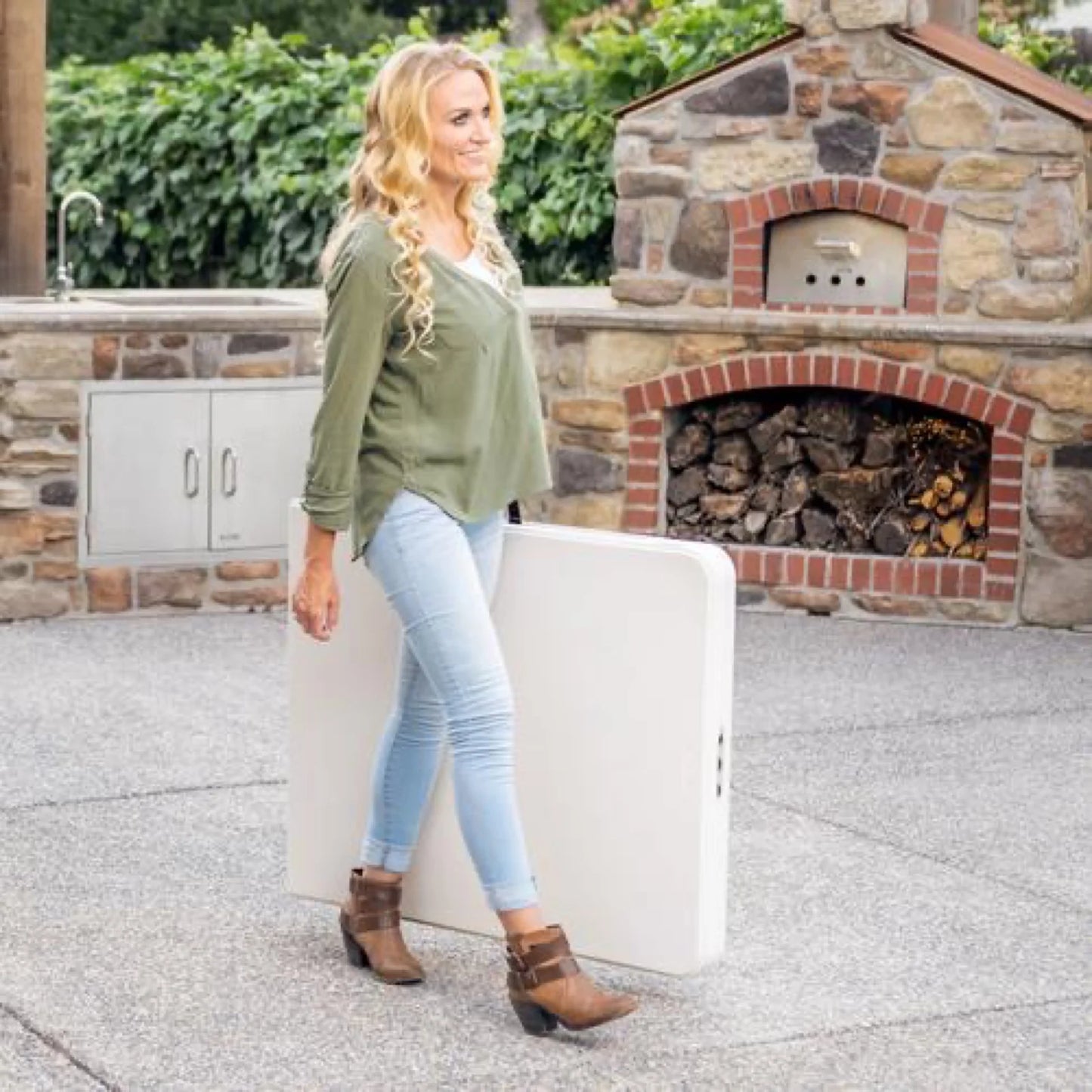 Mesa Plegable Plástica 180 cm